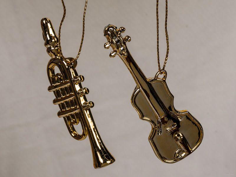 Geige und Trompete